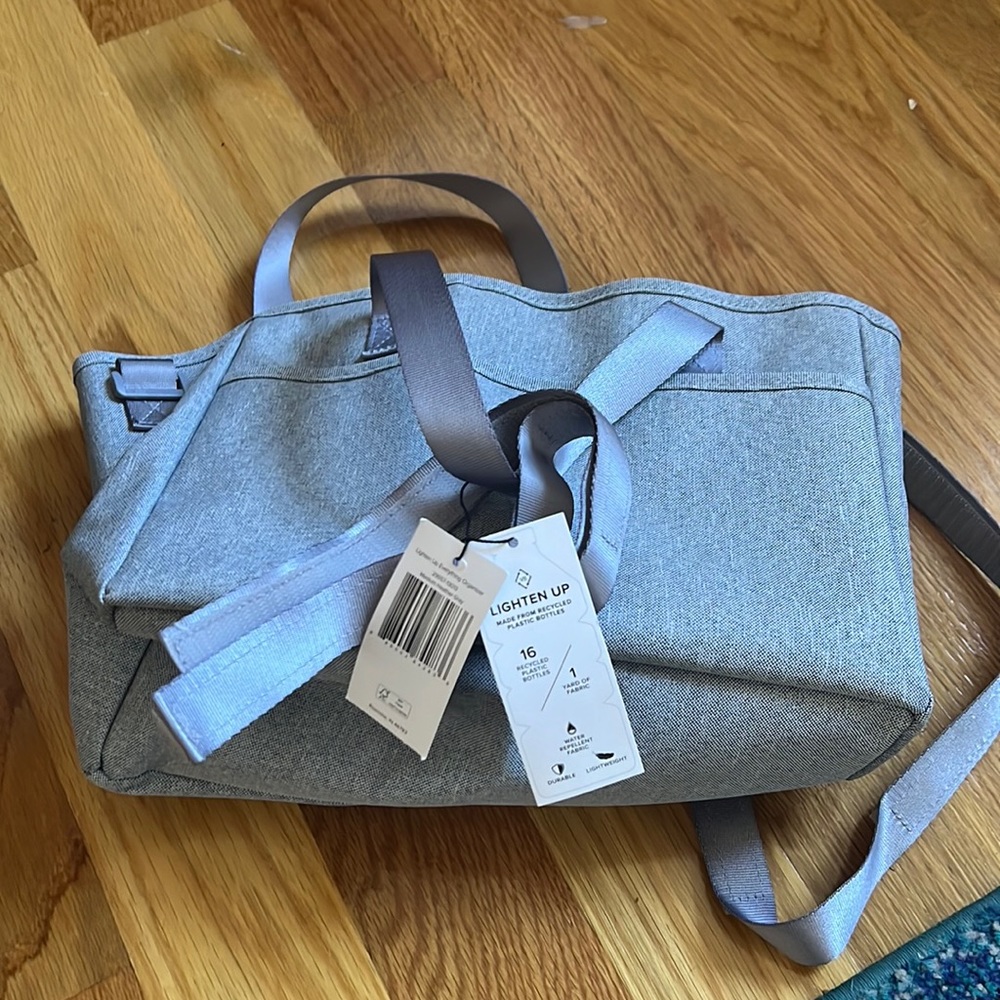 New Vera Bradley lighten up organizer